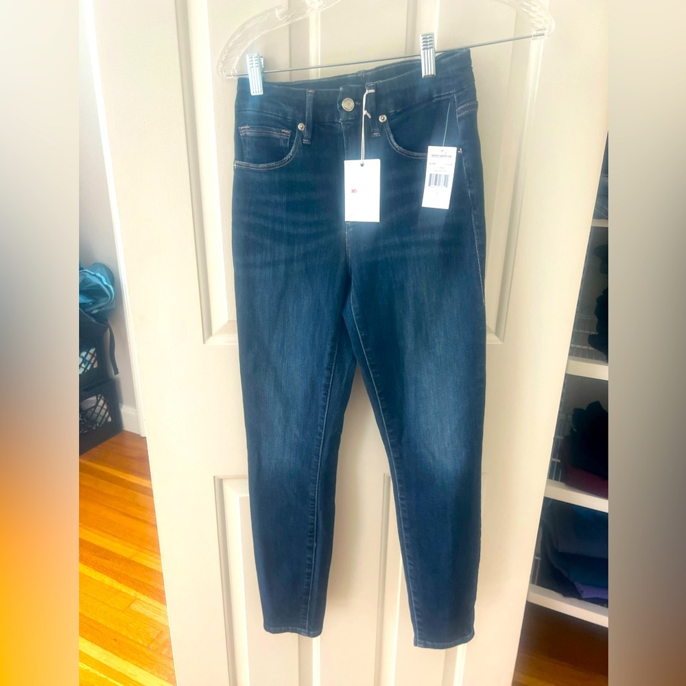 Good American “good legs” crop size 0/25 new with tags!